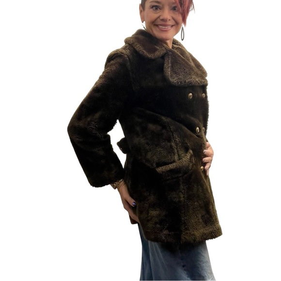 Vintage 60's Avon Chocolate Teddy Retro Mod Faux Fur Double Breasted Cozy Coat - Picture 7 of 17